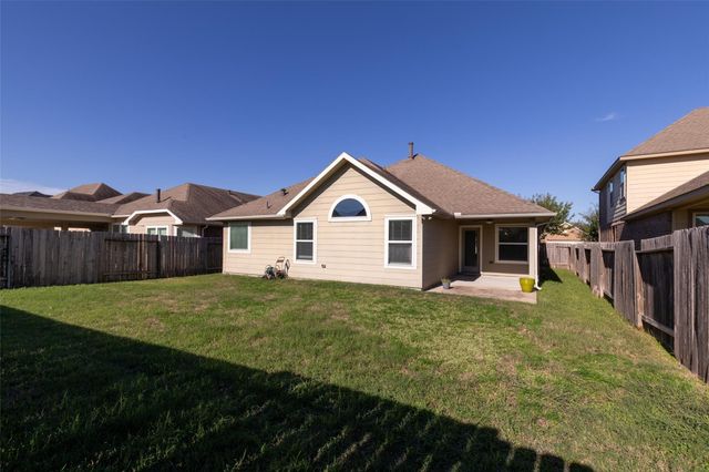 13011 Thorn Valley Court, Tomball, TX 77377