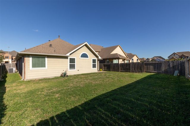 13011 Thorn Valley Court, Tomball, TX 77377