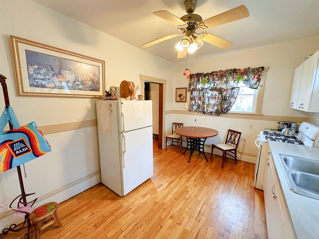 1121 E MAIN Street, Streator, IL 61364