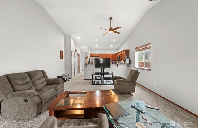 11703 55th Avenue NE, Marysville, WA 98271