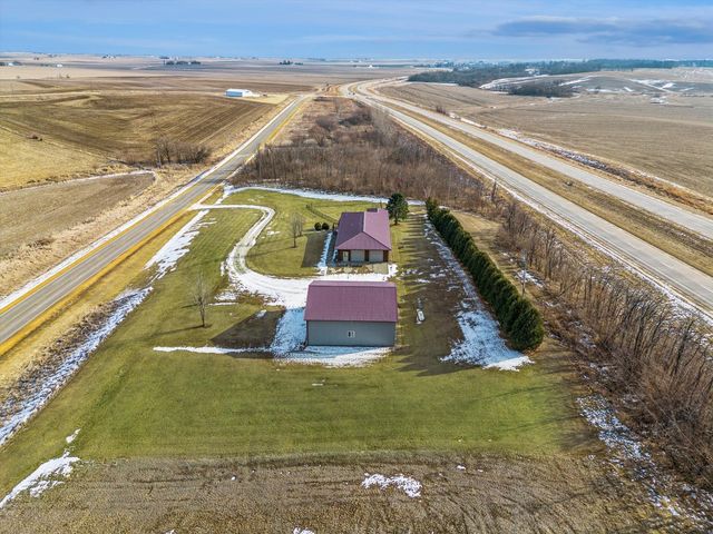 1674 Old Hwy 61 Highway, Delmar, IA 52037