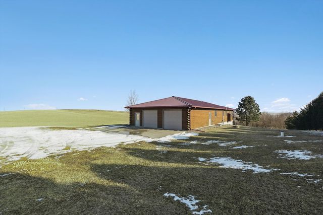 1674 Old Hwy 61 Highway, Delmar, IA 52037