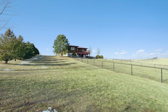 1674 Old Hwy 61 Highway, Delmar, IA 52037