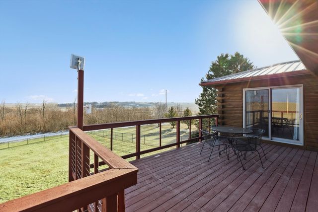 1674 Old Hwy 61 Highway, Delmar, IA 52037