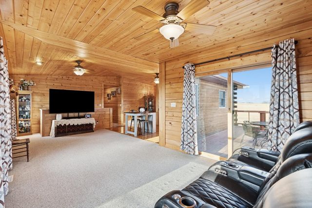 1674 Old Hwy 61 Highway, Delmar, IA 52037