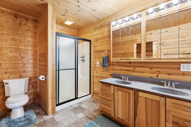 1674 Old Hwy 61 Highway, Delmar, IA 52037