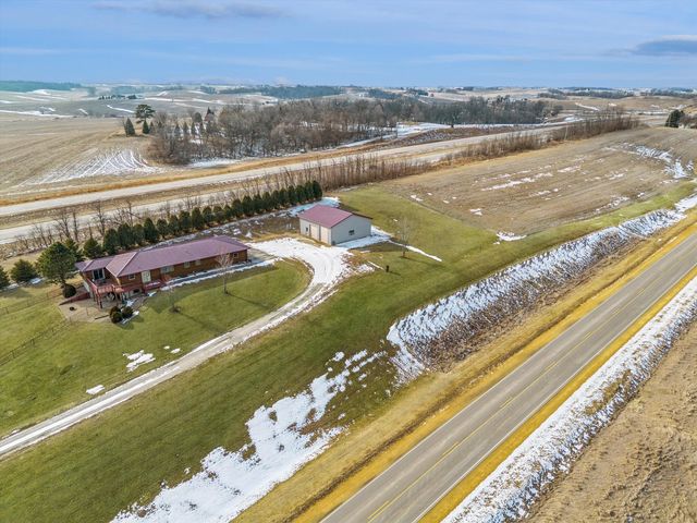 1674 Old Hwy 61 Highway, Delmar, IA 52037