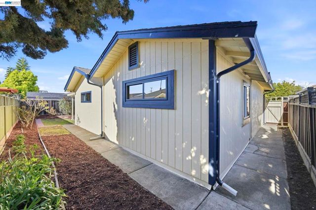 14297 14297 Tiburon Rd, San Leandro, CA 94577