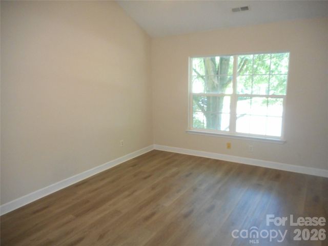 8037 Shiny Meadow Lane, Charlotte, NC 28215