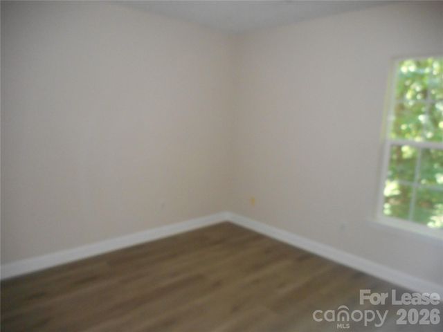 8037 Shiny Meadow Lane, Charlotte, NC 28215