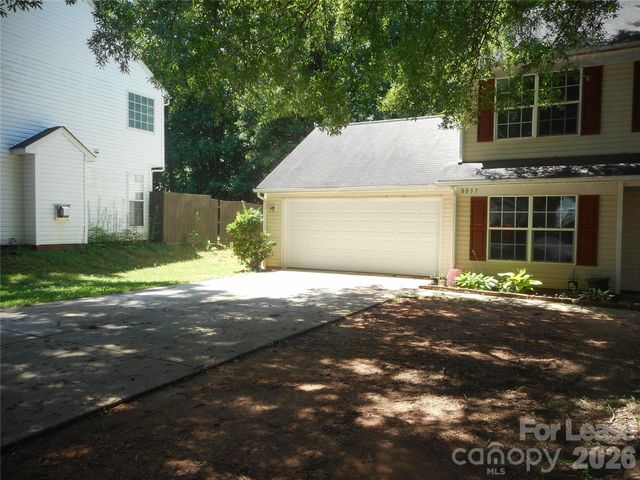 8037 Shiny Meadow Lane, Charlotte, NC 28215