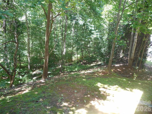 8037 Shiny Meadow Lane, Charlotte, NC 28215
