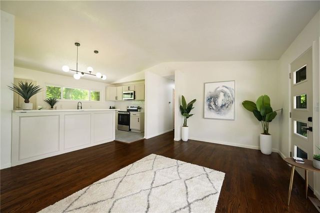 8605 Everett Street, Raytown, MO 64138