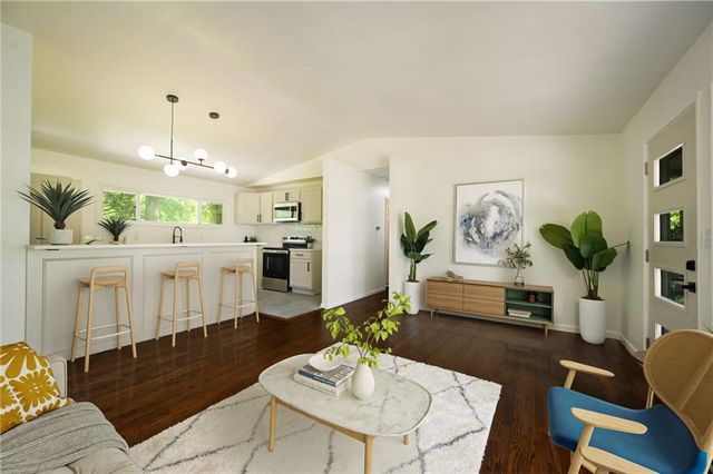 8605 Everett Street, Raytown, MO 64138