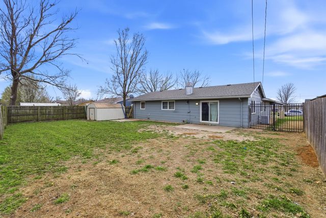 336 School rd, El Dorado, KS 67042