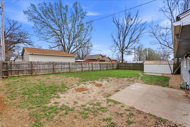 336 School rd, El Dorado, KS 67042