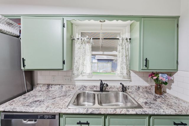 336 School rd, El Dorado, KS 67042