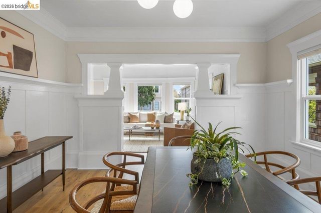 1072 57Th St, Oakland, CA 94608