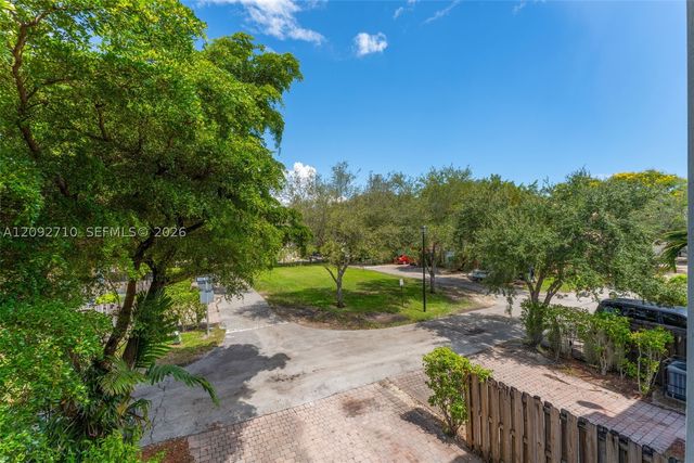 11245 SW 231st Ln, Miami, FL 33170