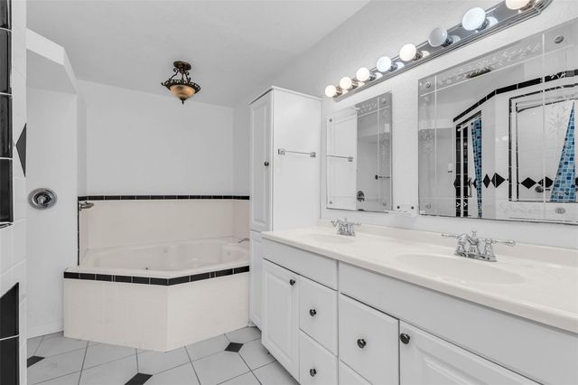 23220 ROUNTREE AVENUE, Port Charlotte, FL 33980