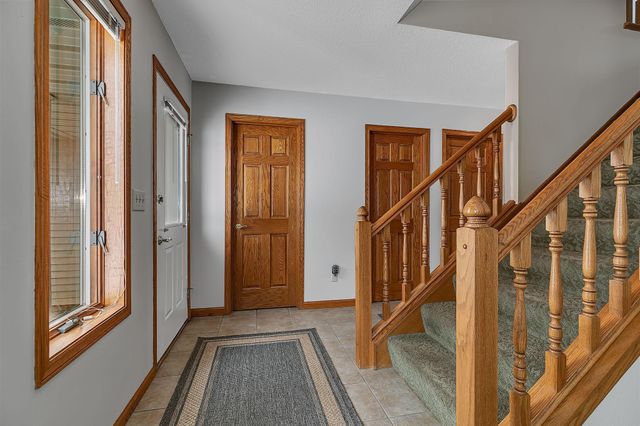 1314 W Oakes Drive, Saint Cloud, MN 56303