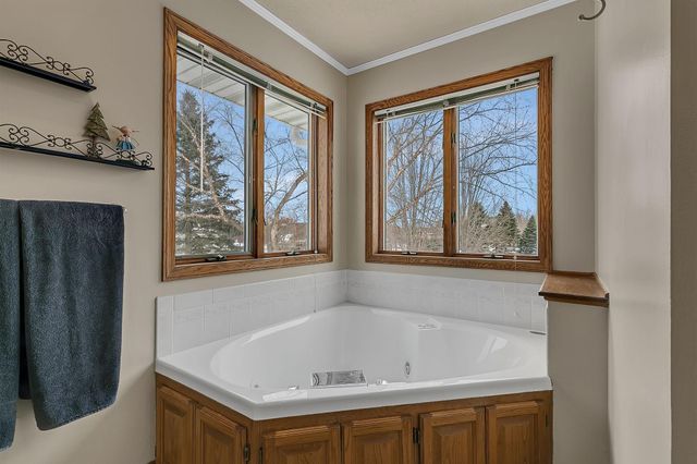 1314 W Oakes Drive, Saint Cloud, MN 56303