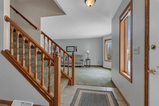 1314 W Oakes Drive, Saint Cloud, MN 56303