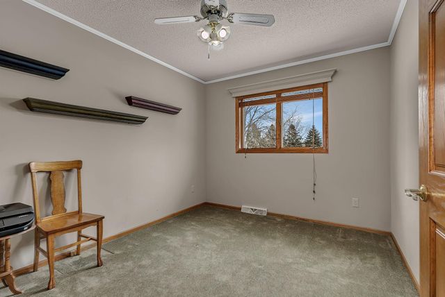 1314 W Oakes Drive, Saint Cloud, MN 56303