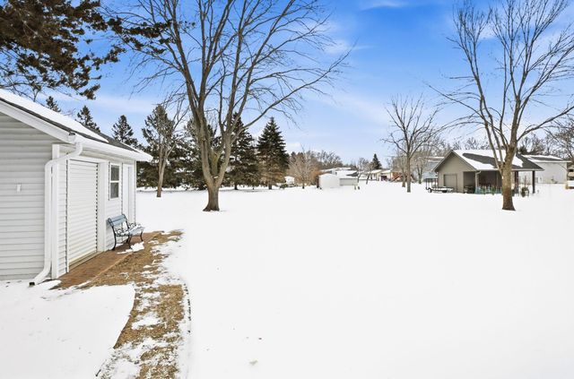 1314 W Oakes Drive, Saint Cloud, MN 56303