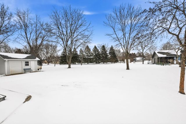 1314 W Oakes Drive, Saint Cloud, MN 56303