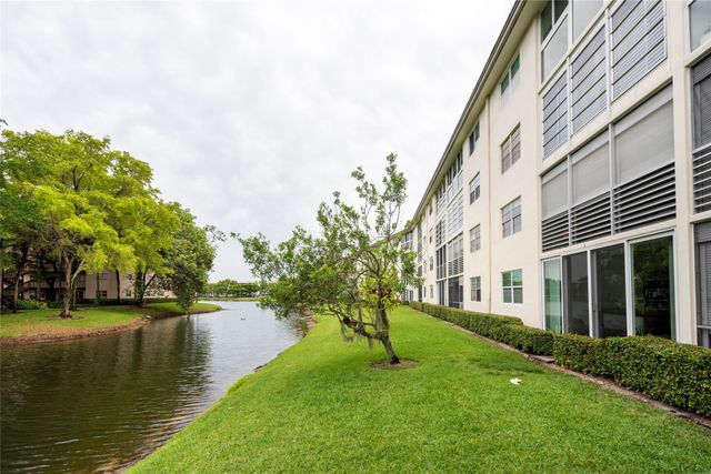 1802 Eleuthera Pt H1, Coconut Creek, FL 33066