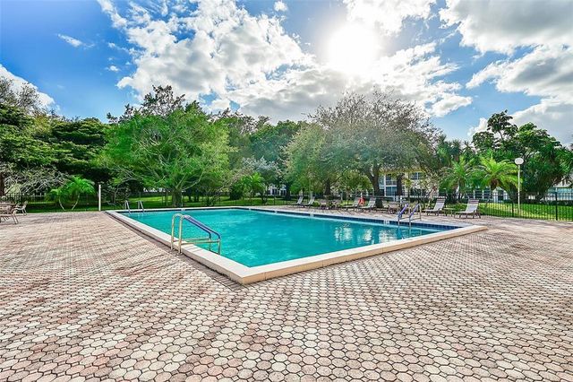 1802 Eleuthera Pt H1, Coconut Creek, FL 33066
