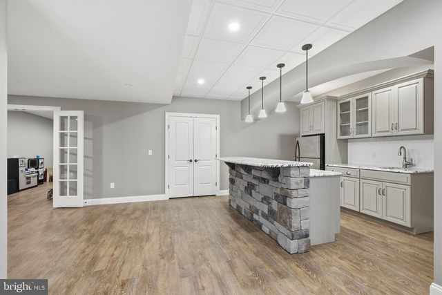 1392 FOX HILL DR, Palmyra, PA 17078