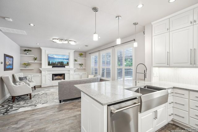 2834 Olive Ave, Schertz, TX 78154