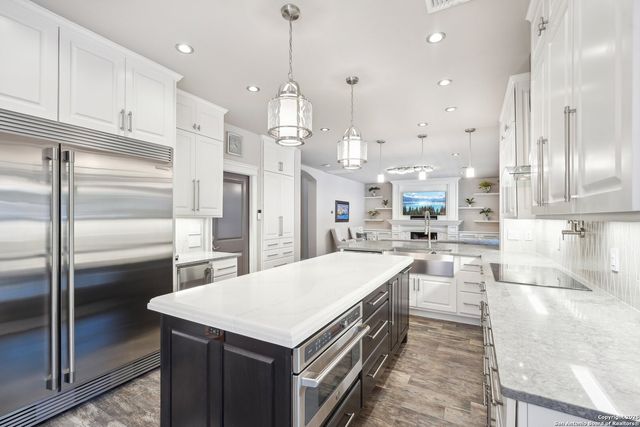 2834 Olive Ave, Schertz, TX 78154