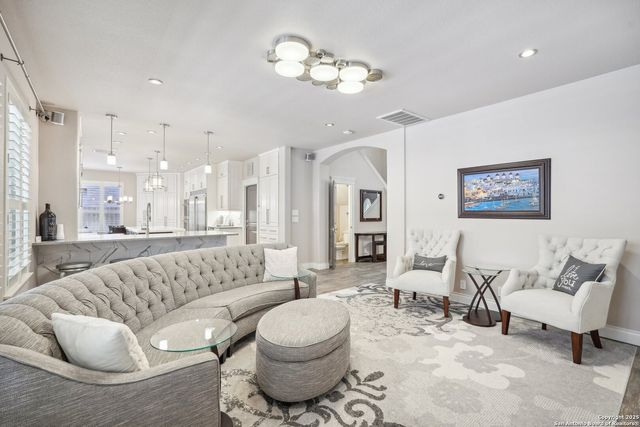 2834 Olive Ave, Schertz, TX 78154
