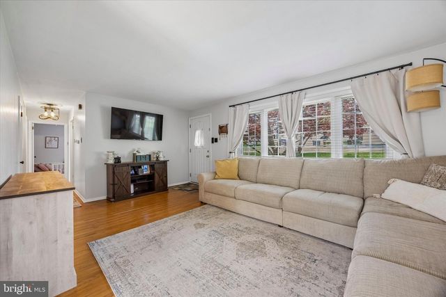 187 E VALLEY FORGE RD, King Of Prussia, PA 19406