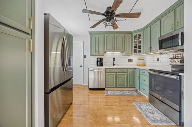 187 E VALLEY FORGE RD, King Of Prussia, PA 19406