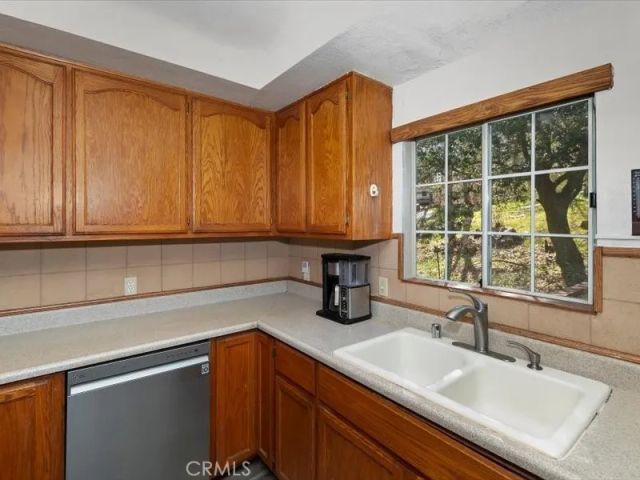 22547 Waters, Crestline, CA 92325