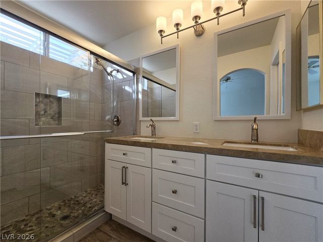 1825 Imperial Cup Drive, Las Vegas, NV 89117