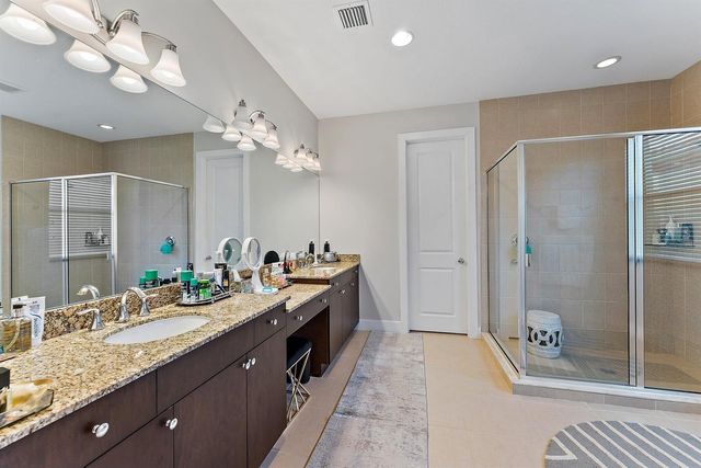 1077 Faulkner Terrace, Palm Beach Gardens, FL 33418