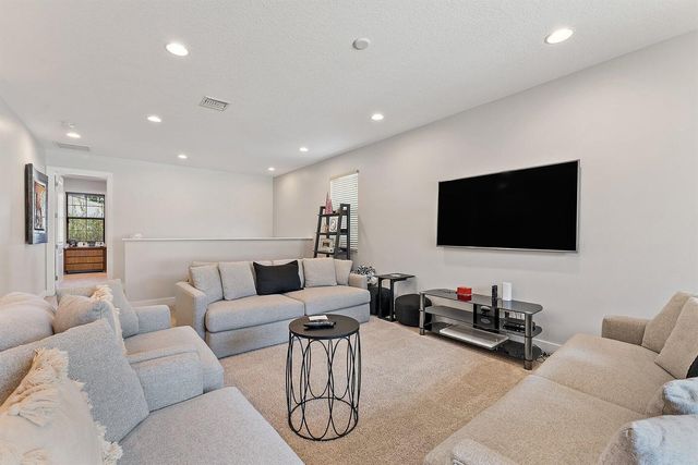 1077 Faulkner Terrace, Palm Beach Gardens, FL 33418