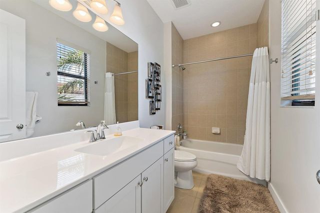 1077 Faulkner Terrace, Palm Beach Gardens, FL 33418