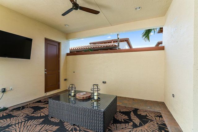 1077 Faulkner Terrace, Palm Beach Gardens, FL 33418