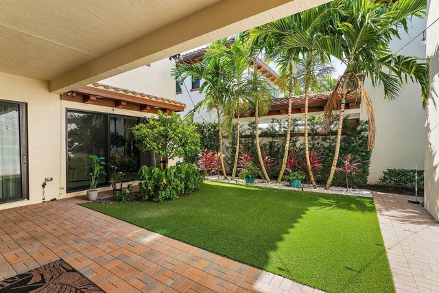 1077 Faulkner Terrace, Palm Beach Gardens, FL 33418