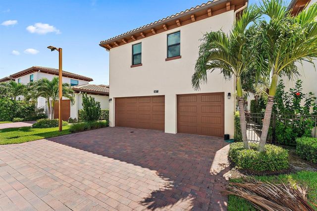 1077 Faulkner Terrace, Palm Beach Gardens, FL 33418