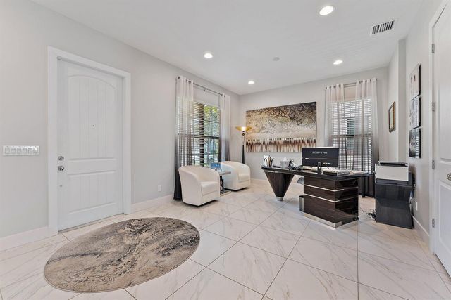 1077 Faulkner Terrace, Palm Beach Gardens, FL 33418