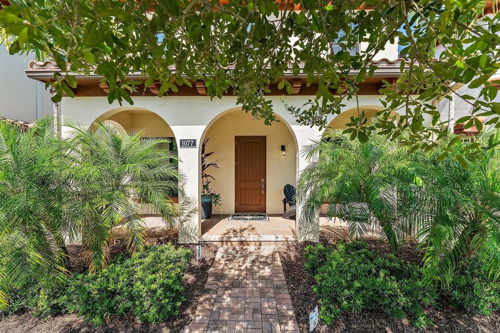 1077 Faulkner Terrace, Palm Beach Gardens, FL 33418