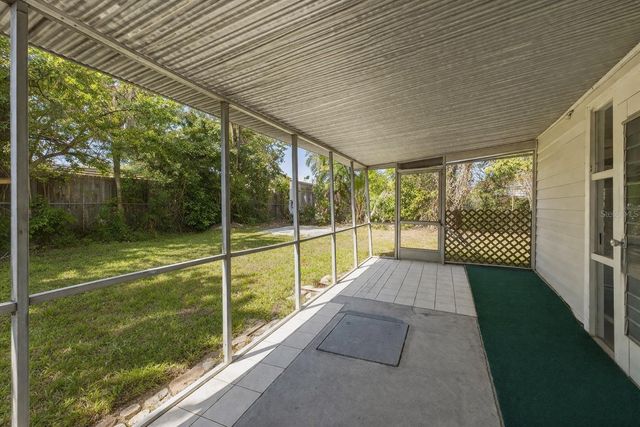 2204 SHAWNEE STREET, Sarasota, FL 34231