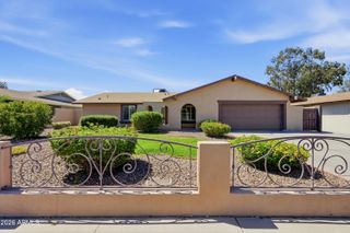 7949 W DEVONSHIRE Avenue, Phoenix, AZ 85033